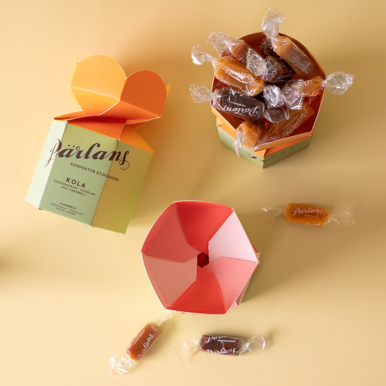 caramel FLOWER 12 pieces